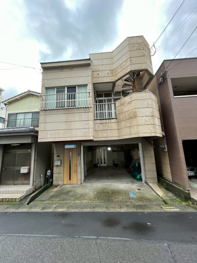 新屋敷町　中古