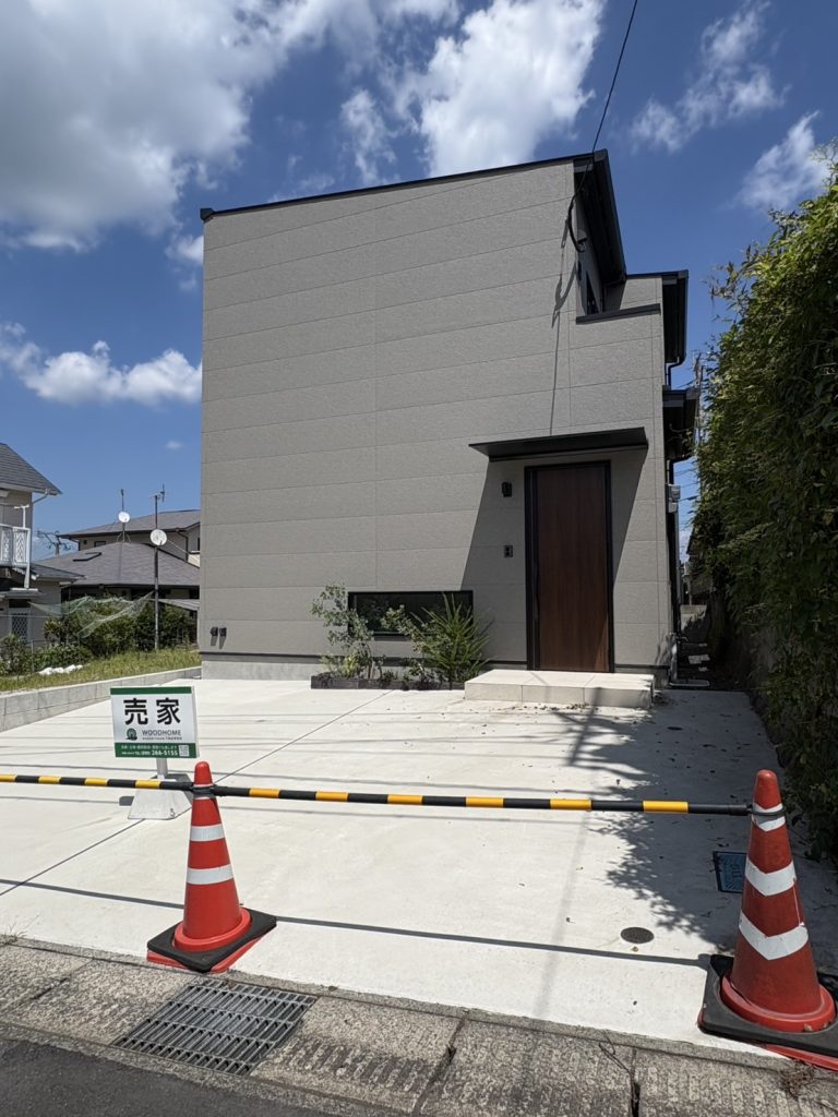 西伊敷3丁目　新築戸建て　