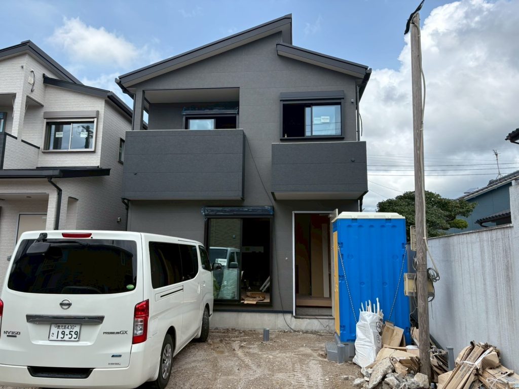西伊敷4丁目　1号棟　新築戸建て