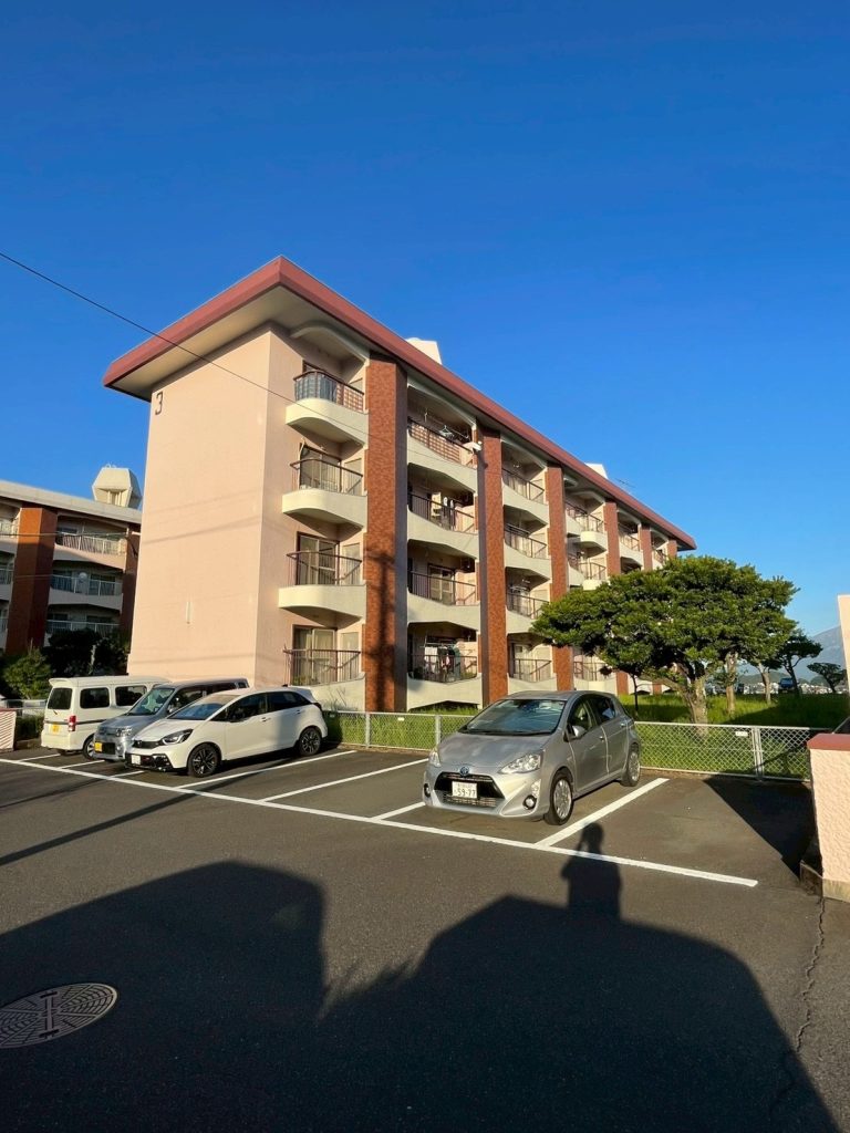 原良団地ハイツ3号棟　930万円　　明和4丁目